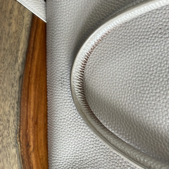 Kate Spade Purse - Picture 6 of 6